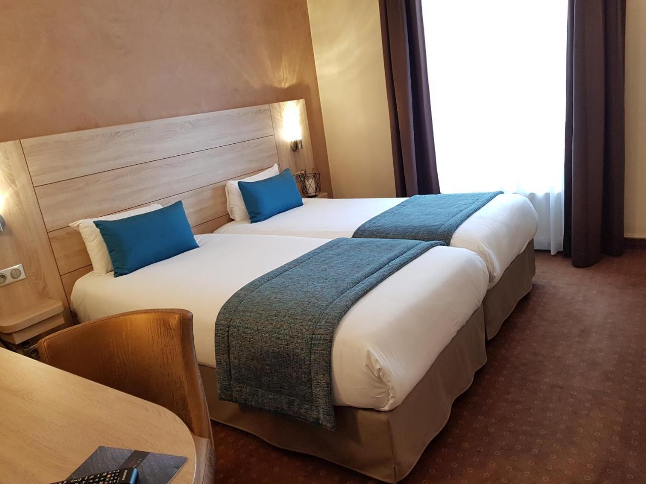 Champerret Elysees 3* París