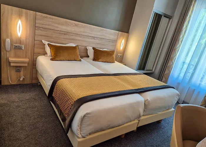 Hotel Champerret Elysees